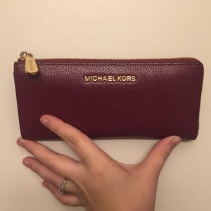 Michael Kors wallet in dark/ wine red